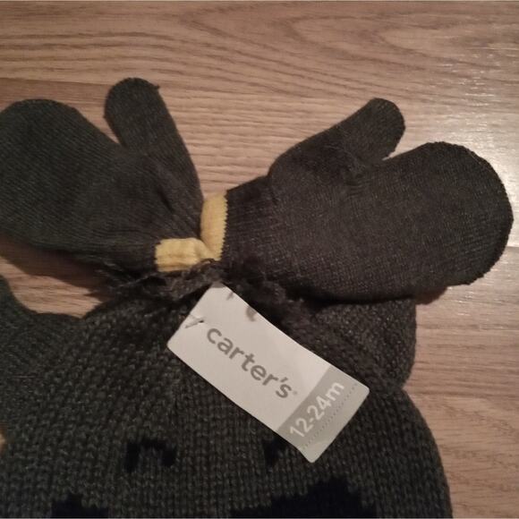 Boy's carter's NWT Hat & Mittens - Picture 10 of 11